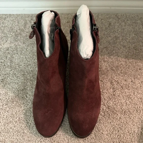 NWOT Diba Sequoia Suede Booties Maroon 8.5 - Picture 5 of 9